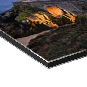 Papier d'art sur une plaque d'aluminium